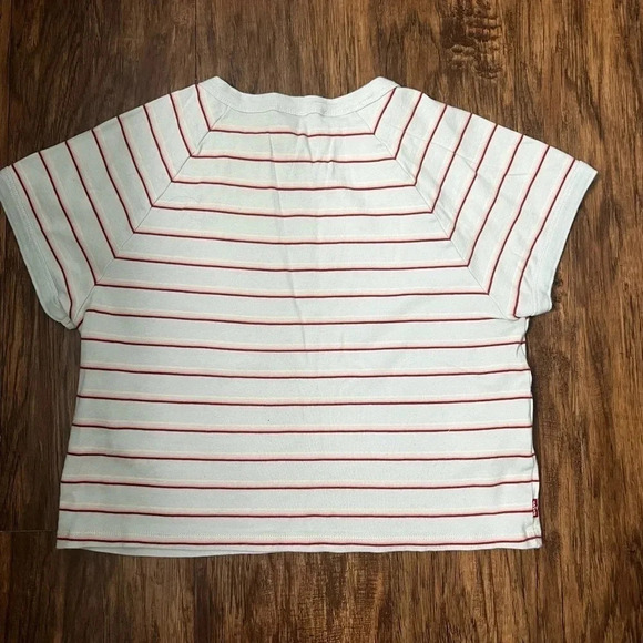 Vintage Levi’s cropped tee - Picture 8 of 8